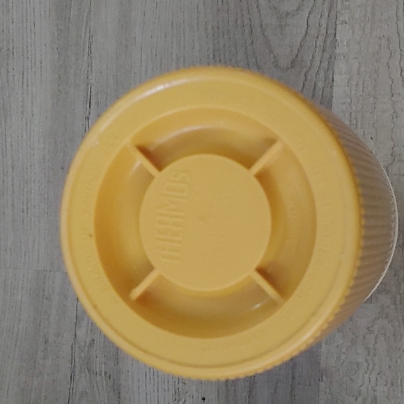 Vintage Thermos - Picture 2 of 4